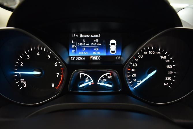 Ford Kuga II Рестайлинг с пробегом 2018 года, цена 1 810 000 рублей, 121583 км, внедорожник, Автокод Объявления