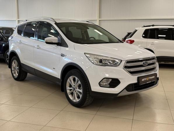 Ford Kuga II Рестайлинг с пробегом 2017 года, цена 1 169 000 рублей, 93829 км, внедорожник, Автокод Объявления