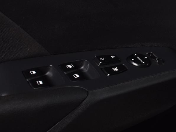 Hyundai Solaris II с пробегом 2019 года, цена 1 245 999 рублей, 177574 км, седан, Автокод Объявления
