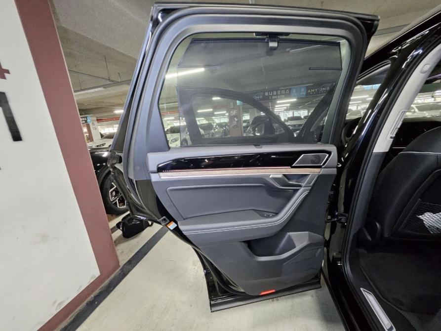 Volkswagen Touareg III Рестайлинг Самара  - изображение 17