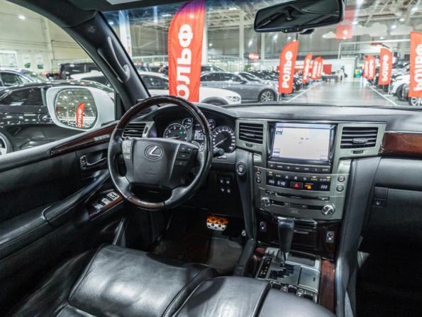 Lexus LX III Рестайлинг с пробегом 2013 года, цена 4 699 700 рублей, 234065 км, внедорожник, Автокод Объявления