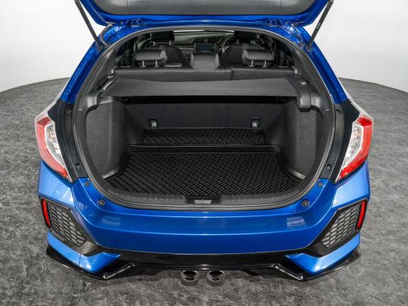 Honda Civic X с пробегом 2018 года, цена 1 980 500 рублей, 55000 км, хэтчбек, Автокод Объявления
