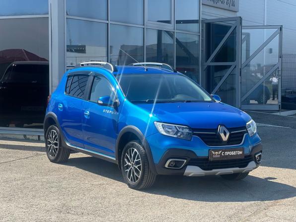 Renault Sandero II Рестайлинг с пробегом 2020 года, цена 1 039 000 рублей, 89600 км, хэтчбек, Автокод Объявления