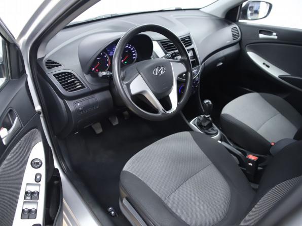 Hyundai Solaris I с пробегом 2011 года, цена 630 000 рублей, 202446 км, седан, Автокод Объявления