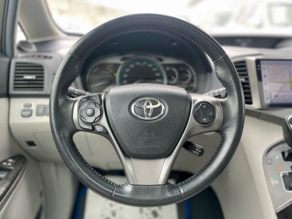 Toyota Venza I Рестайлинг с пробегом 2013 года, цена 2 200 000 рублей, 189000 км, внедорожник, Автокод Объявления