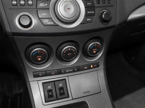 Mazda 3 II (BL) с пробегом 2011 года, цена 775 000 рублей, 301049 км, седан, Автокод Объявления