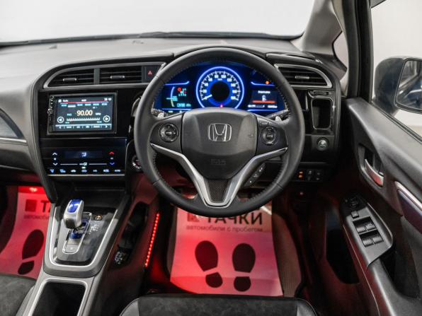Honda Shuttle II с пробегом 2015 года, цена 1 250 000 рублей, 163000 км, универсал, Автокод Объявления