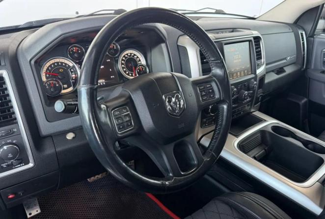 Dodge RAM IV (DS/DJ) с пробегом 2017 года, цена 3 950 000 рублей, 178687 км, offers.body_type.unknown, Автокод Объявления