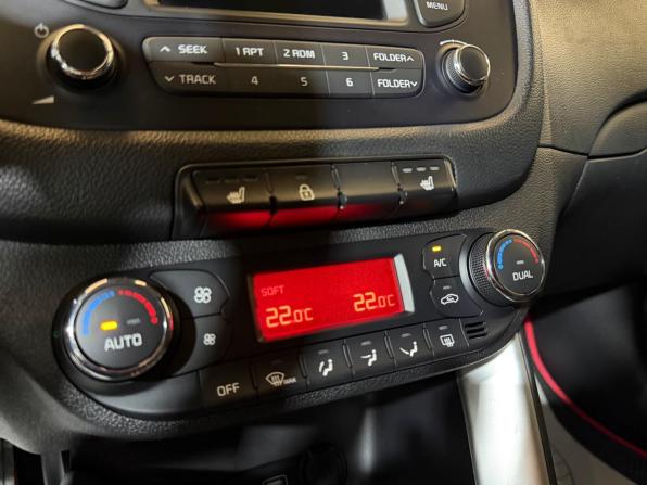 Kia Ceed II Рестайлинг с пробегом 2018 года, цена 1 304 000 рублей, 151372 км, универсал, Автокод Объявления