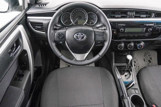 Toyota Corolla XI (E160 E170 E180) с пробегом 2013 года, цена 1 299 000 рублей, 162130 км, седан, Автокод Объявления