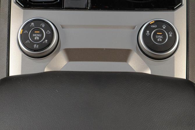 Volkswagen Touareg III с пробегом 2019 года, цена 5 429 000 рублей, 45200 км, внедорожник, Автокод Объявления