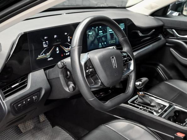 FAW Bestune B70 I с пробегом 2023 года, цена 1 410 000 рублей, 25023 км, лифтбек, Автокод Объявления