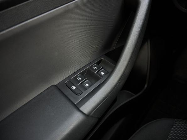 Volkswagen Polo VI с пробегом 2021 года, цена 1 699 000 рублей, 21993 км, лифтбек, Автокод Объявления