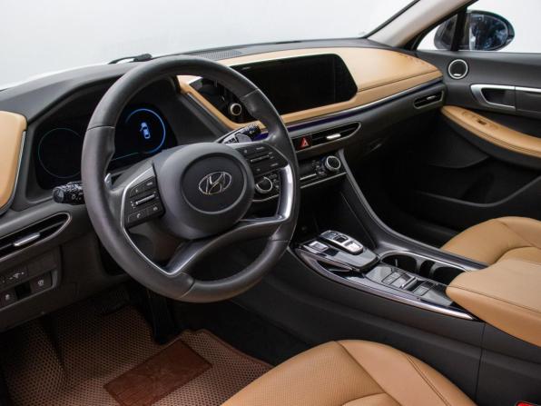 Hyundai Sonata VIII (DN8) с пробегом 2021 года, цена 2 330 000 рублей, 75040 км, седан, Автокод Объявления