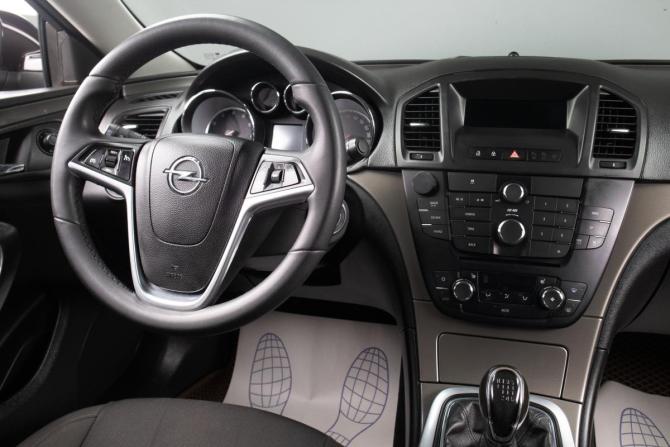 Opel Insignia I с пробегом 2013 года, цена 699 000 рублей, 231487 км, седан, Автокод Объявления