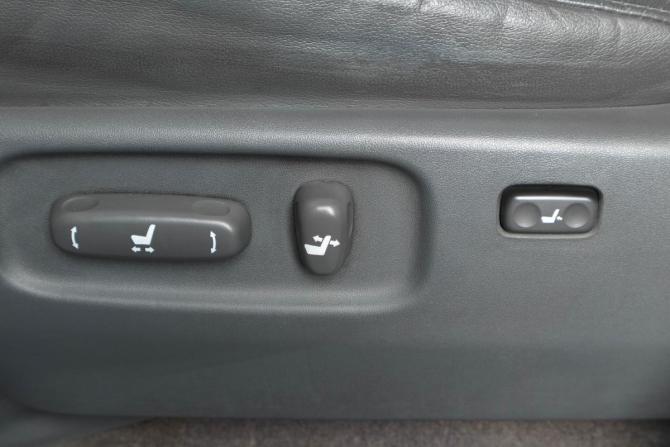 Toyota Land Cruiser 200 Series с пробегом 2010 года, цена 3 159 000 рублей, 274000 км, внедорожник, Автокод Объявления