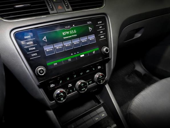 Skoda Octavia III (A7) Рестайлинг с пробегом 2018 года, цена 1 850 000 рублей, 112041 км, лифтбек, Автокод Объявления