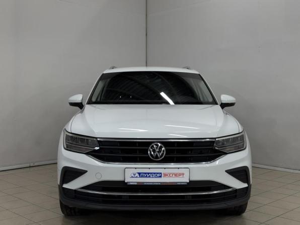 Volkswagen Tiguan II Рестайлинг с пробегом 2021 года, цена 2 970 000 рублей, 97359 км, внедорожник, Автокод Объявления
