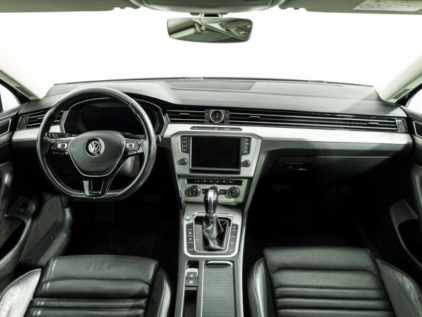 Volkswagen Passat B8 с пробегом 2016 года, цена 1 929 700 рублей, 149265 км, седан, Автокод Объявления
