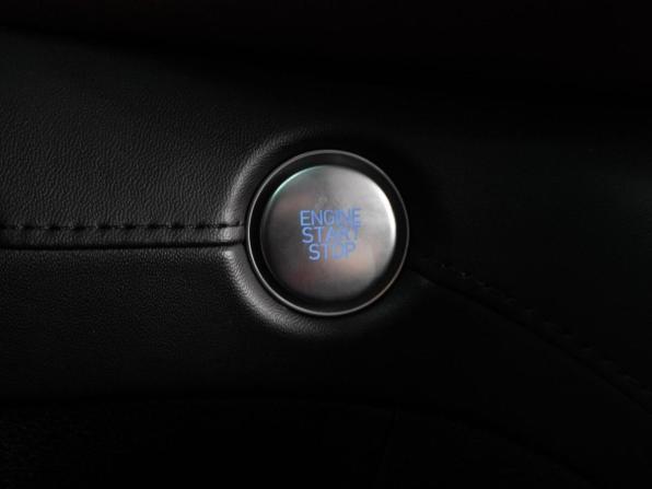 Hyundai Santa Fe IV Рестайлинг с пробегом 2021 года, цена 3 389 000 рублей, 132562 км, внедорожник, Автокод Объявления