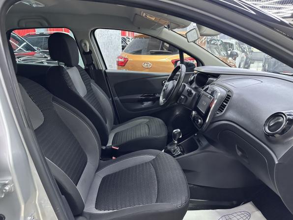 Renault Kaptur I с пробегом 2017 года, цена 1 565 000 рублей, 117605 км, внедорожник, Автокод Объявления