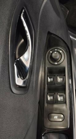 Renault Kaptur I с пробегом 2019 года, цена 1 699 000 рублей, 125500 км, внедорожник, Автокод Объявления
