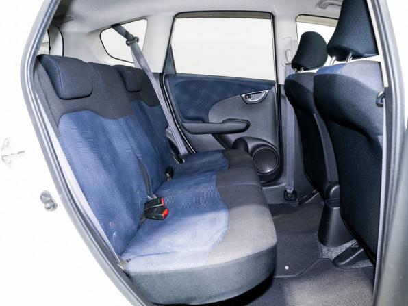 Honda Fit II с пробегом 2011 года, цена 965 000 рублей, 87300 км, хэтчбек, Автокод Объявления