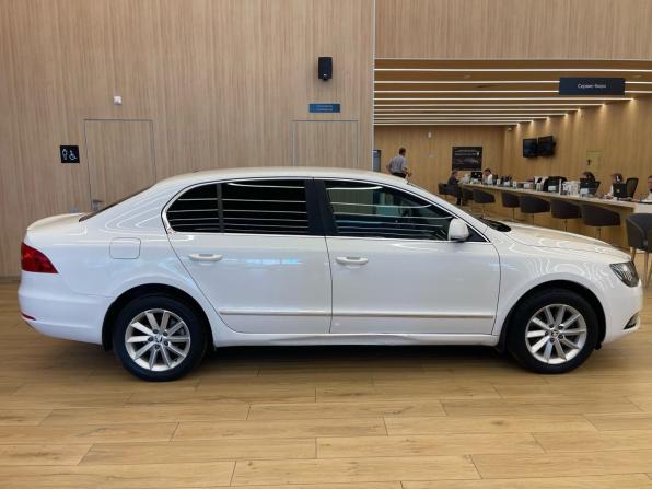 Skoda Superb II Рестайлинг с пробегом 2014 года, цена 1 179 000 рублей, 194000 км, лифтбек, Автокод Объявления