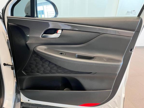 Hyundai Santa Fe IV Рестайлинг с пробегом 2021 года, цена 3 450 000 рублей, 98924 км, внедорожник, Автокод Объявления