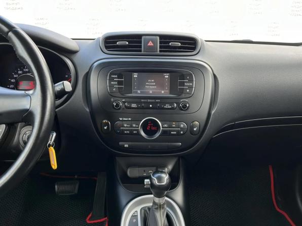 Kia Soul II с пробегом 2015 года, цена 1 330 000 рублей, 158620 км, хэтчбек, Автокод Объявления