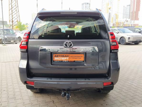 Toyota Land Cruiser Prado 150 Series Рестайлинг 2 с пробегом 2017 года, цена 5 600 000 рублей, 66326 км, внедорожник, Автокод Объявления