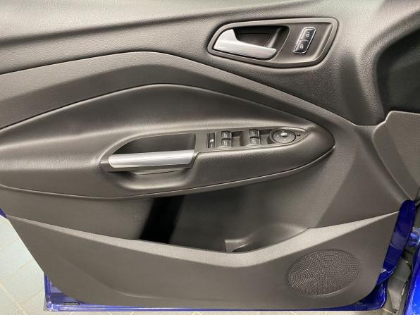 Ford Kuga II с пробегом 2014 года, цена 1 090 000 рублей, 152212 км, внедорожник, Автокод Объявления