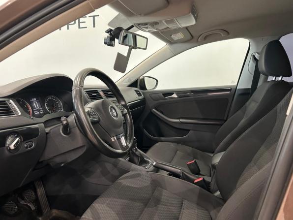 Volkswagen Jetta VI с пробегом 2012 года, цена 799 000 рублей, 260723 км, седан, Автокод Объявления
