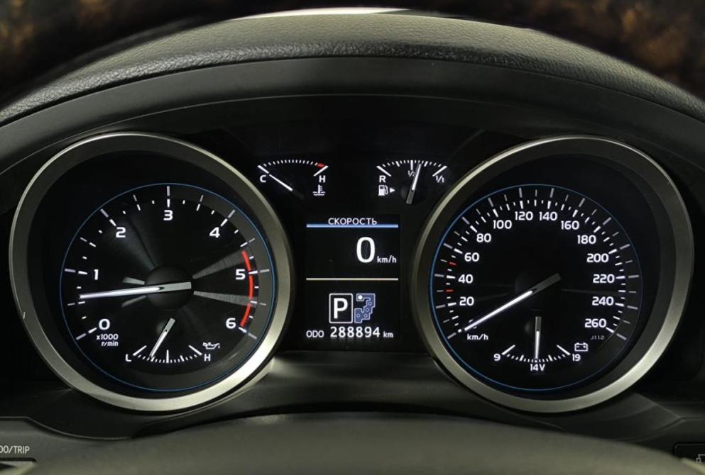 Toyota Land Cruiser 200 Series Рестайлинг 1 Нижний Новгород  - изображение 7