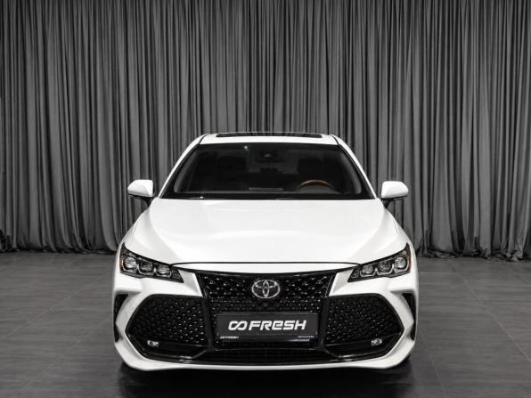 Toyota Avalon V с пробегом 2022 года, цена 3 489 000 рублей, 39617 км, седан, Автокод Объявления