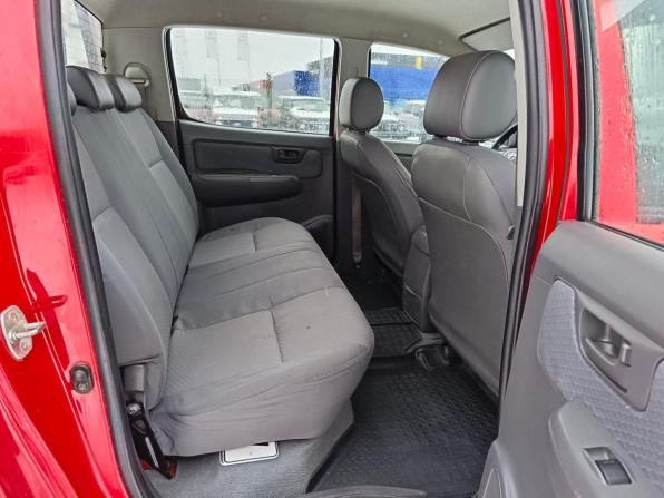 Toyota Hilux VII Рестайлинг с пробегом 2012 года, цена 1 649 000 рублей, 320951 км, пикап, Автокод Объявления