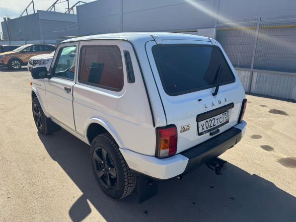 Lada (ВАЗ) Niva Legend с пробегом 2024 года, цена 909 900 рублей, 4000 км, внедорожник, Автокод Объявления