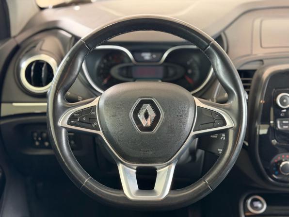 Renault Kaptur I Рестайлинг с пробегом 2021 года, цена 1 099 000 рублей, 123592 км, внедорожник, Автокод Объявления