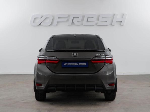 Toyota Corolla XI (E160 E170 E180) Рестайлинг 1 с пробегом 2018 года, цена 1 549 046 рублей, 186208 км, седан, Автокод Объявления