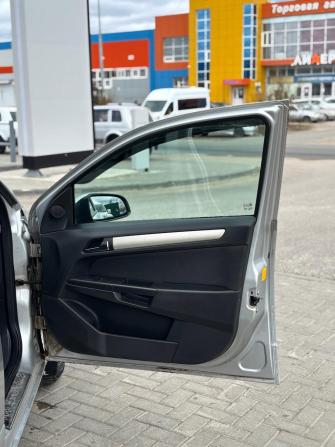 Opel Astra H Рестайлинг с пробегом 2008 года, цена 390 000 рублей, 366559 км, универсал, Автокод Объявления