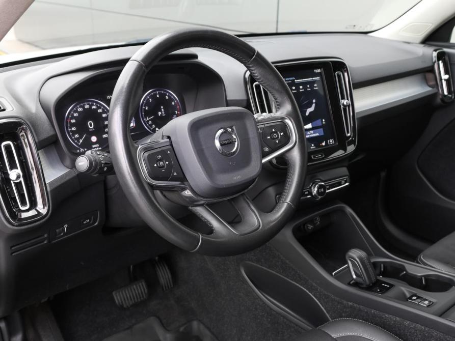 Volvo XC40 I Москва  - изображение 15