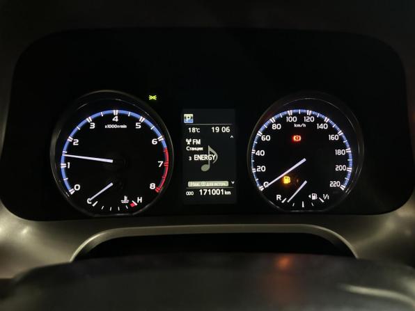 Toyota RAV4 IV (XA40) Рестайлинг с пробегом 2018 года, цена 2 160 000 рублей, 170954 км, внедорожник, Автокод Объявления