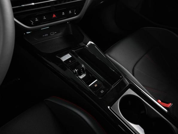 Volkswagen Lamando II с пробегом 2025 года, цена 3 209 000 рублей, 134 км, лифтбек, Автокод Объявления