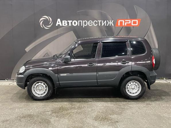 Chevrolet Niva I Рестайлинг с пробегом 2015 года, цена 538 000 рублей, 98800 км, внедорожник, Автокод Объявления
