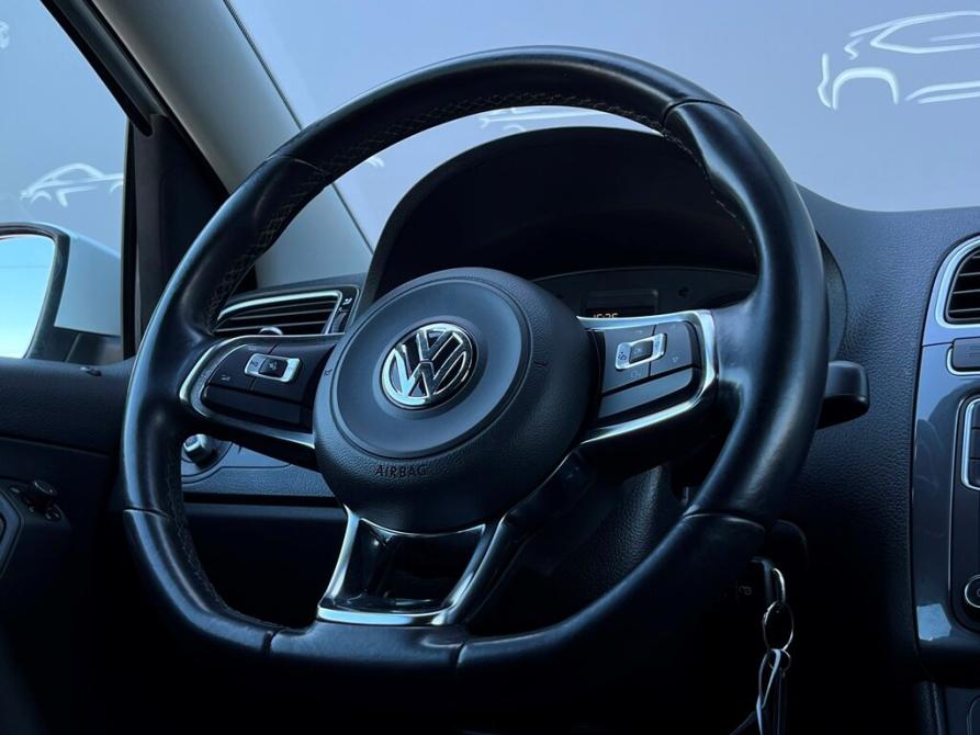 Volkswagen Polo V Рестайлинг Санкт-Петербург  - изображение 20