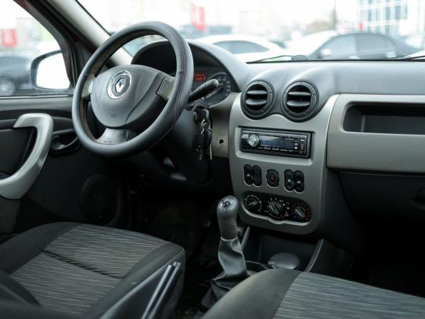 Renault Logan I Рестайлинг с пробегом 2012 года, цена 419 000 рублей, 116380 км, седан, Автокод Объявления