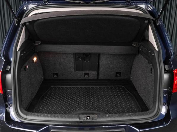 Volkswagen Tiguan I Рестайлинг с пробегом 2012 года, цена 1 074 000 рублей, 200000 км, внедорожник, Автокод Объявления