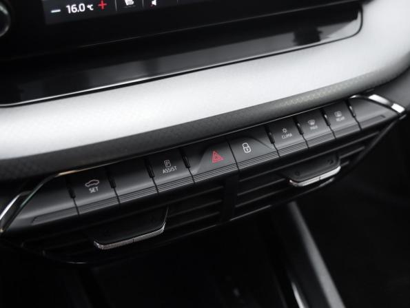Skoda Octavia IV (A8) с пробегом 2021 года, цена 2 449 000 рублей, 44197 км, лифтбек, Автокод Объявления