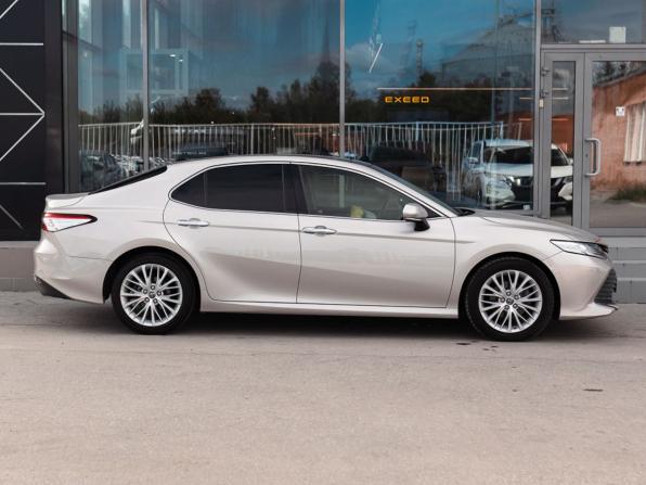 Toyota Camry VIII (XV70) с пробегом 2018 года, цена 2 480 000 рублей, 111533 км, седан, Автокод Объявления