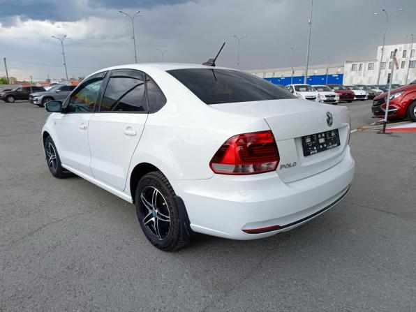 Volkswagen Polo V Рестайлинг с пробегом 2017 года, цена 969 995 рублей, 146137 км, седан, Автокод Объявления